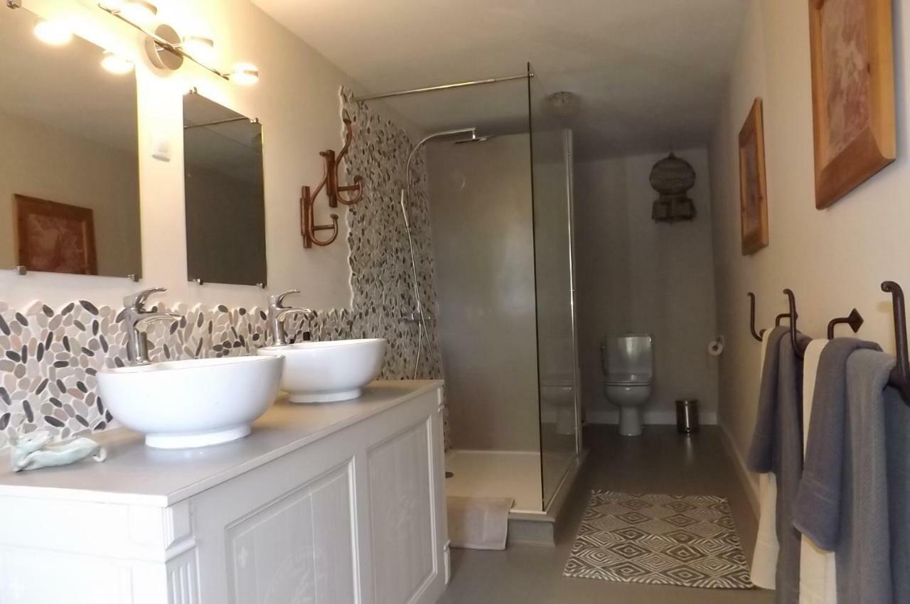 Domaine De Lalat - B&B With En-Suite Bathrooms All Rooms With Garden Views Montembœuf Exterior foto